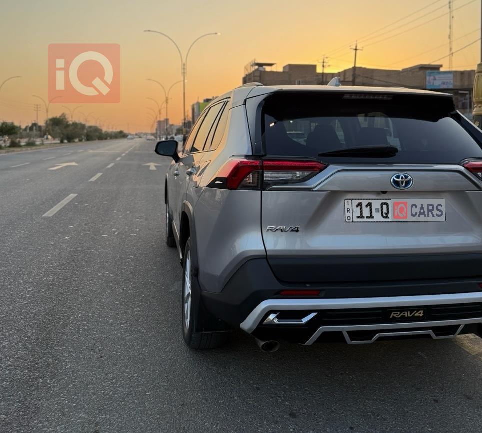 تويوتا راف 4